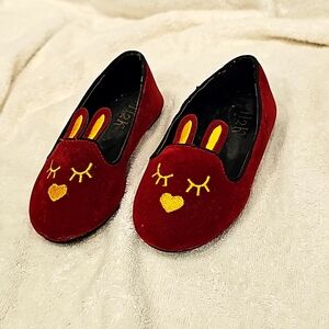 Bunny slip on dress shoes size 10c